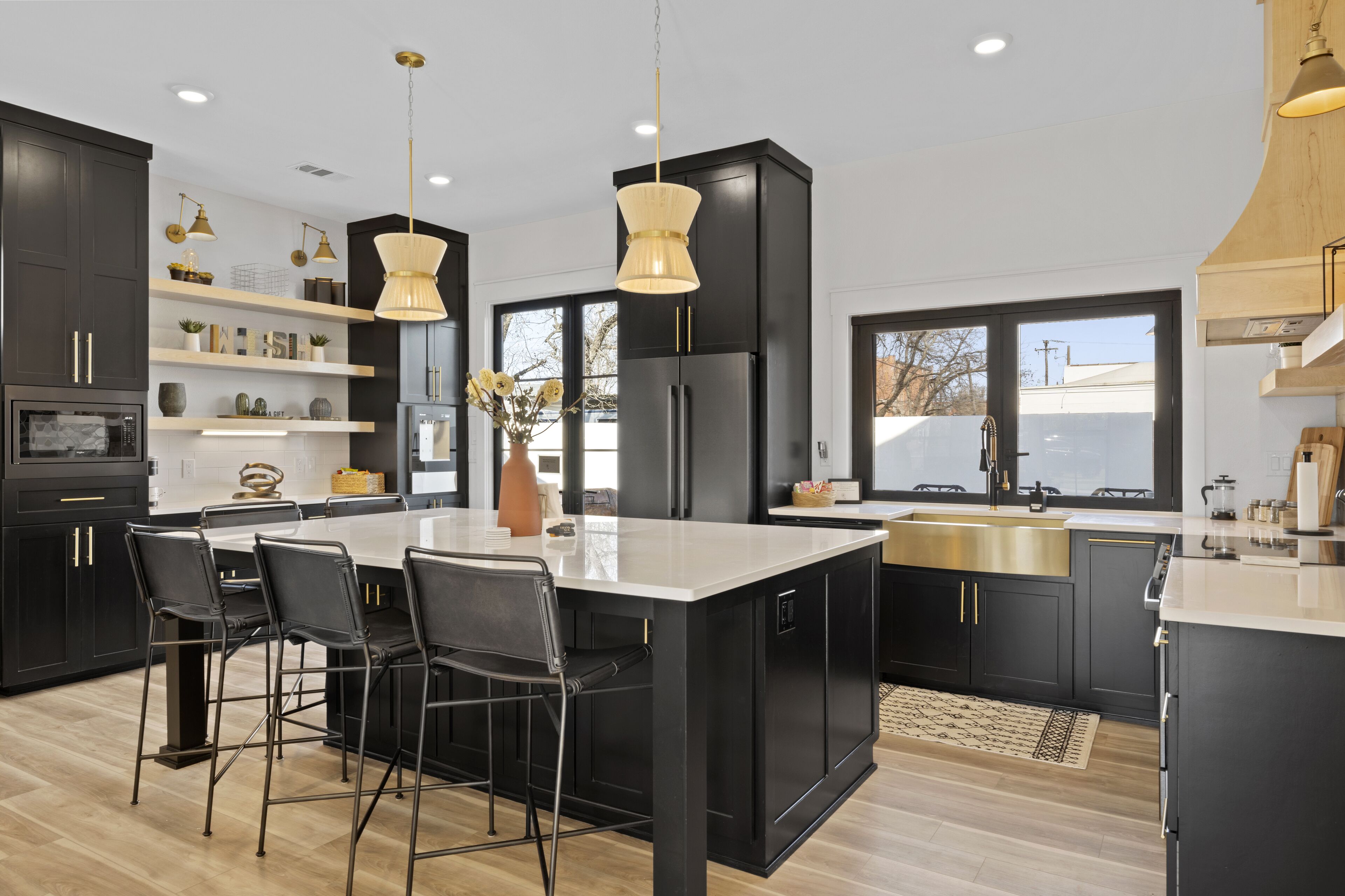 Refrigerador, microondas, horno, placa de cocina