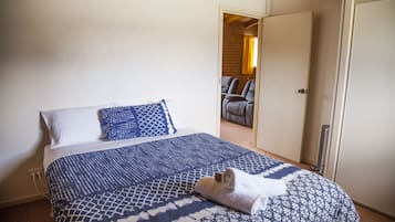 3 habitaciones, tabla de planchar con plancha y wifi gratis