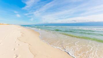 Na praia