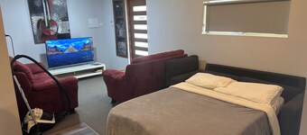 Quaint Flat, near hospitals, Very central, internet