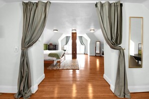 1 bedroom, desk, iron/ironing board, free WiFi