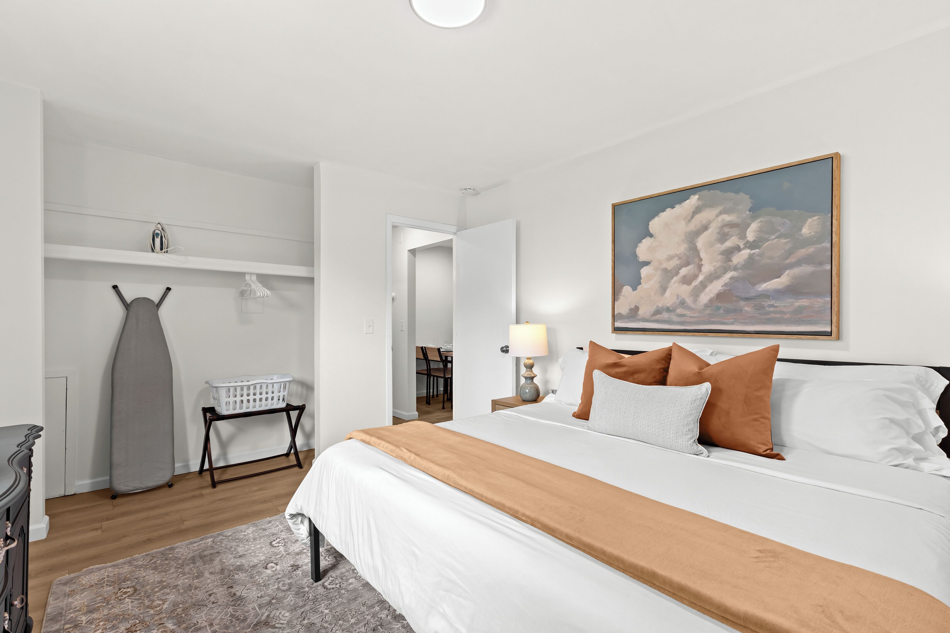 1 多间卧室、办公桌、熨斗/熨衣板、免费 WiFi