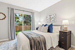 1 bedroom, desk, iron/ironing board, free WiFi