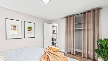 1 bedroom, desk, iron/ironing board, free WiFi