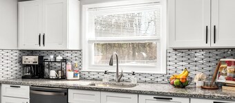 Warm & Spacious 2BR | Huge Backyard | Shelby Twp