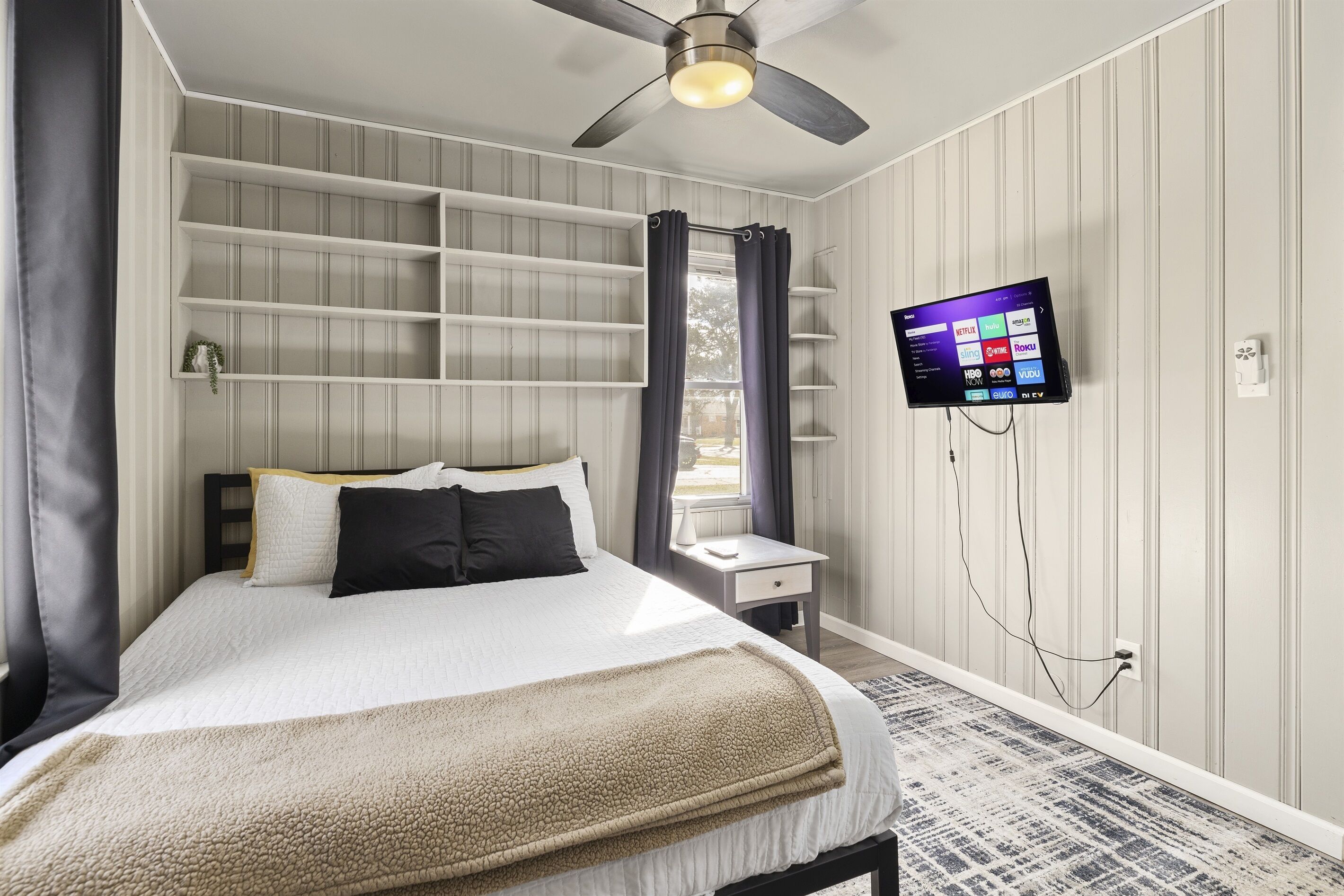 2 chambres, fer et planche à repasser, Wi-Fi gratuit, draps fournis