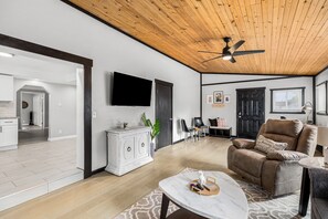 TV connectée, cheminée