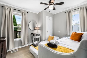 3 chambres, bureau, fer et planche Ă repasser, Wi-Fi gratuit