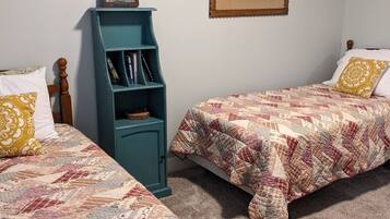 2 bedrooms, WiFi, bed sheets