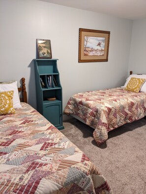 2 bedrooms, WiFi, bed sheets