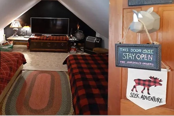 Familierom | Individuelt dekorert, individuelt innredet og skrivebord