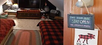 College Inn Bed and Breakfast