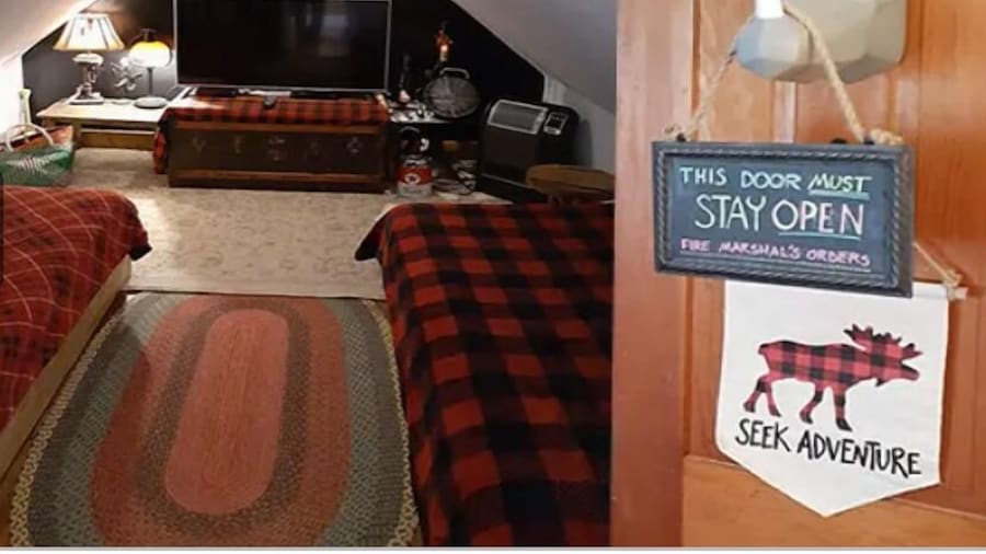 College Inn Bed and Breakfast