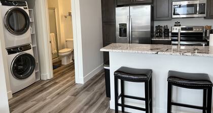 Centrally located, newly remodeled apartment - Unit C