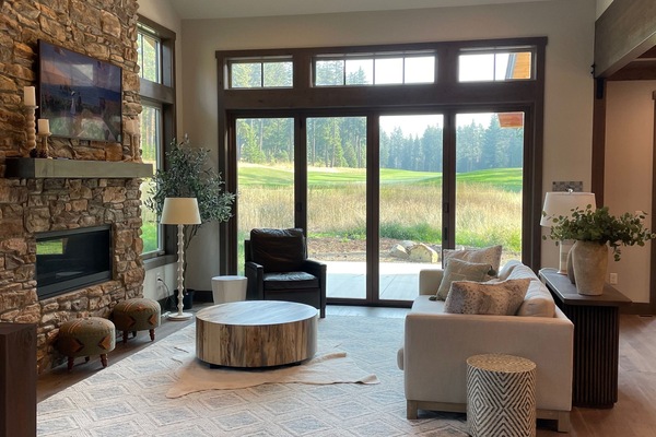 Televisión, chimenea