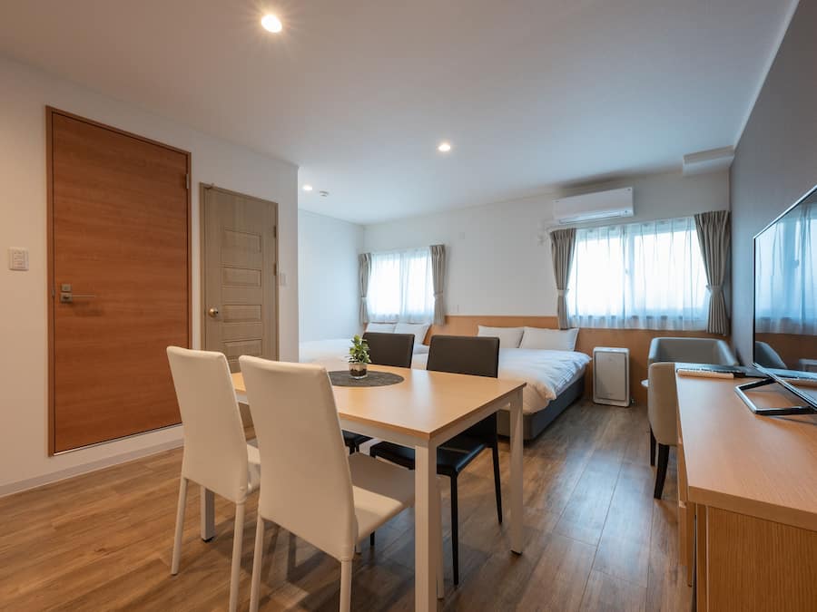 Habitación Deluxe con 2 camas individuales (check-in is not available after 11PM) | Wifi gratis y ropa de cama