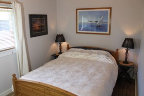 2 slaapkamers, een strijkplank/strijkijzer, wifi, beddengoed