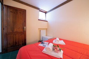 1 chambre, Wi-Fi gratuit, draps fournis