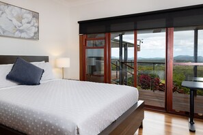 4 habitaciones, escritorio, wifi gratis y ropa de cama