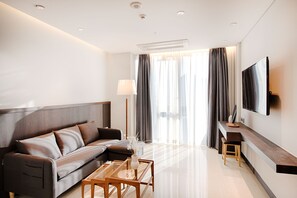 Connecting wellness suite, Sauna Included | Area keluarga | TV layar datar dan lantai berpemanas