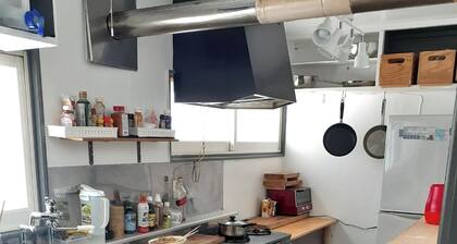 Cosy central location, rent whole house or just a room. Package deals available