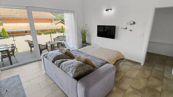 2 室のベッドルーム、デスク、アイロン / アイロン台、WiFi (無料)