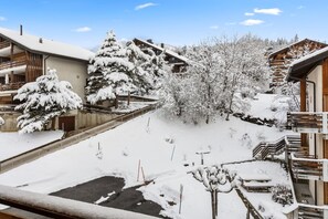 Exterior - Charming studio with free parking (Leytron)
