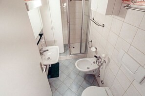 Hair dryer, towels - Continental 310 · Studio Idéal Pour les Familles au Centre de Crans (Crans-Montana)