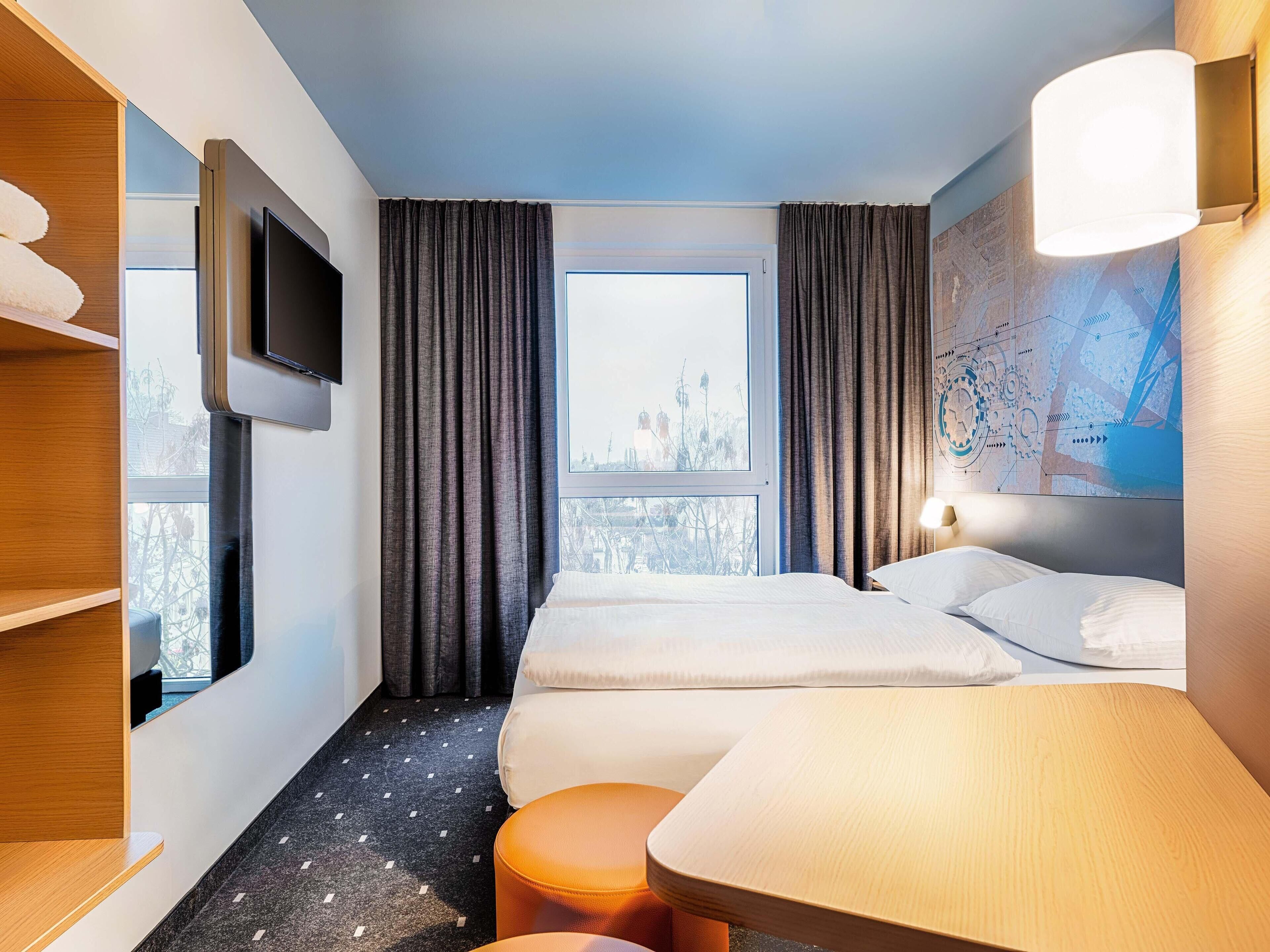 Double Room | Desk, soundproofing, free WiFi, bed sheets