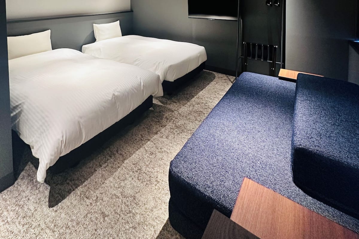 Superior Twin Room, Berbilang Katil | 1 bilik tidur, peti besi dalam bilik, meja, Wi-fi percuma