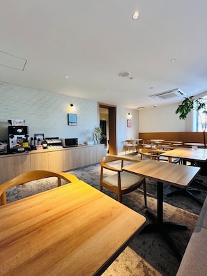 Bar lounge