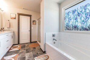 Combined shower/bathtub, hair dryer