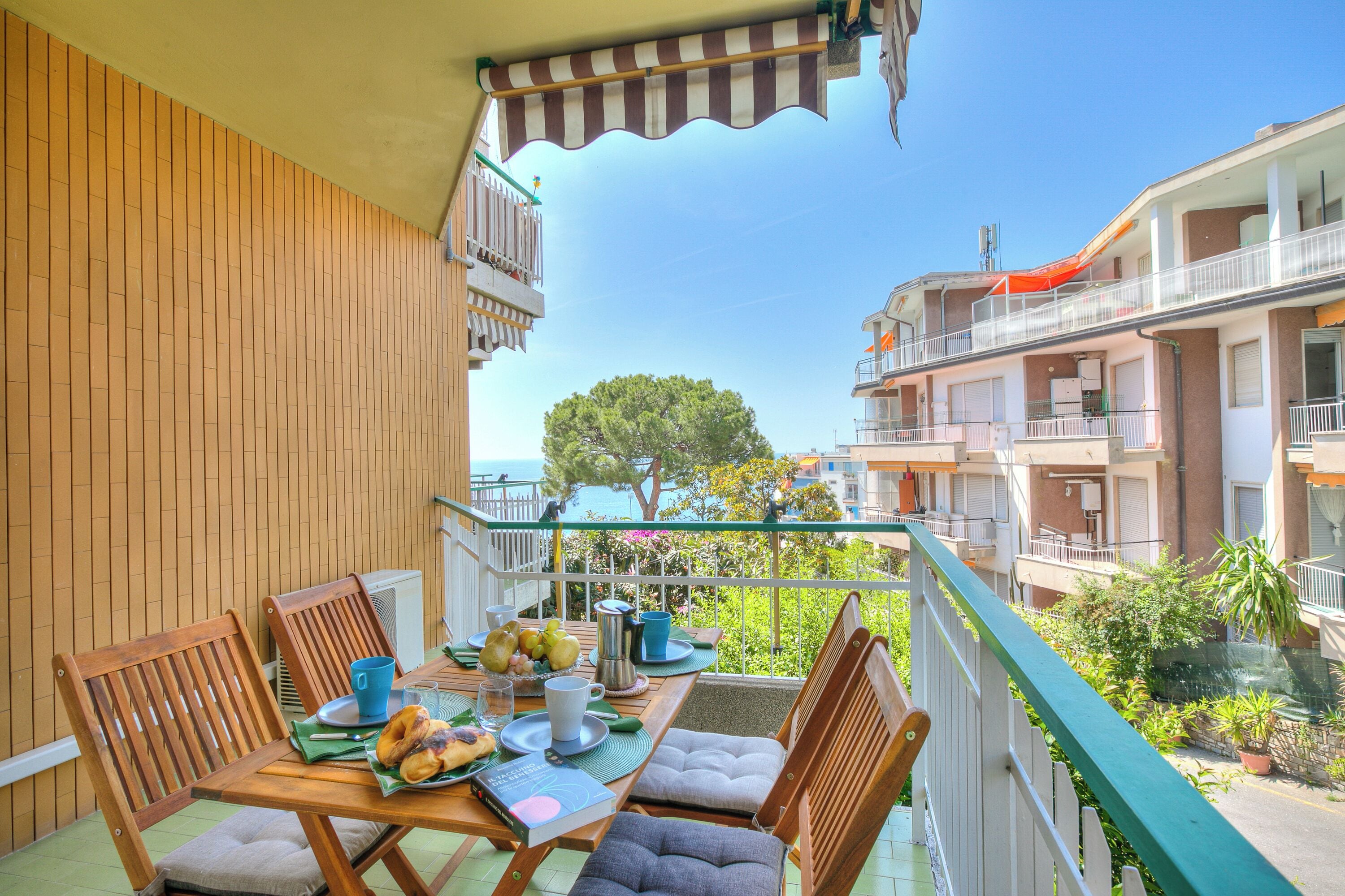 标准公寓, 多间卧室, 双浴室 (Casa Emma With Sea Glimpse) | 室外用餐