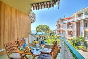 Standard Apartment, Multiple Bedrooms, 2 Bathrooms (Casa Emma With Sea Glimpse) | Outdoor dining