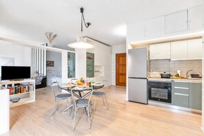 Standard Apartment, 1 Bedroom, 2 Bathrooms (Casa Emma With Sea Glimpse Terrace) | Private kitchen - Casa Emma With Sea Glimpse Terrace Walk to Beach (Sanremo)