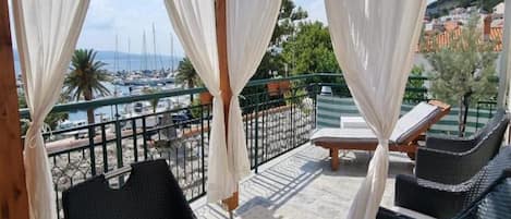 Apartment (Two Bedroom Apartment with Terrace) | Terrasse/Patio