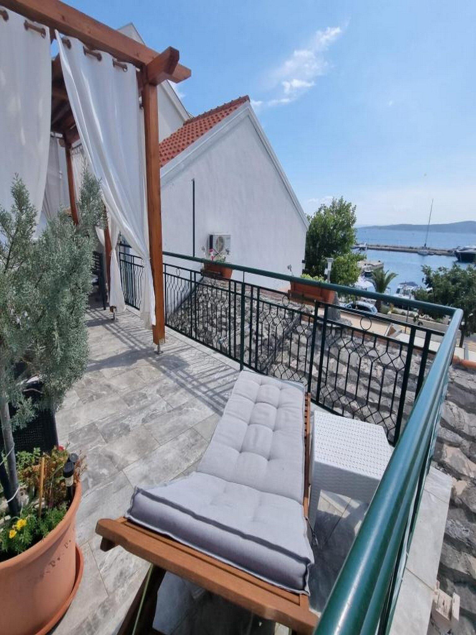 Appartamento (Two Bedroom Apartment with Terrace) | Terrazza/patio