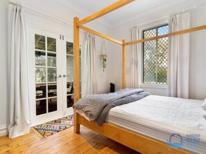 2 quartos, Wi-Fi de cortesia, roupa de cama