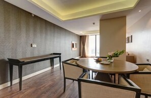 Business studio suite | Een strijkplank/strijkijzer, gratis wifi