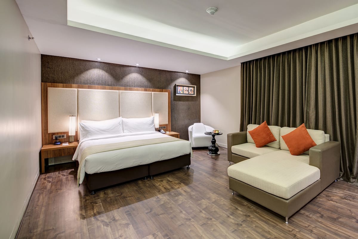 Elite Double Room | Iron/ironing board, free WiFi