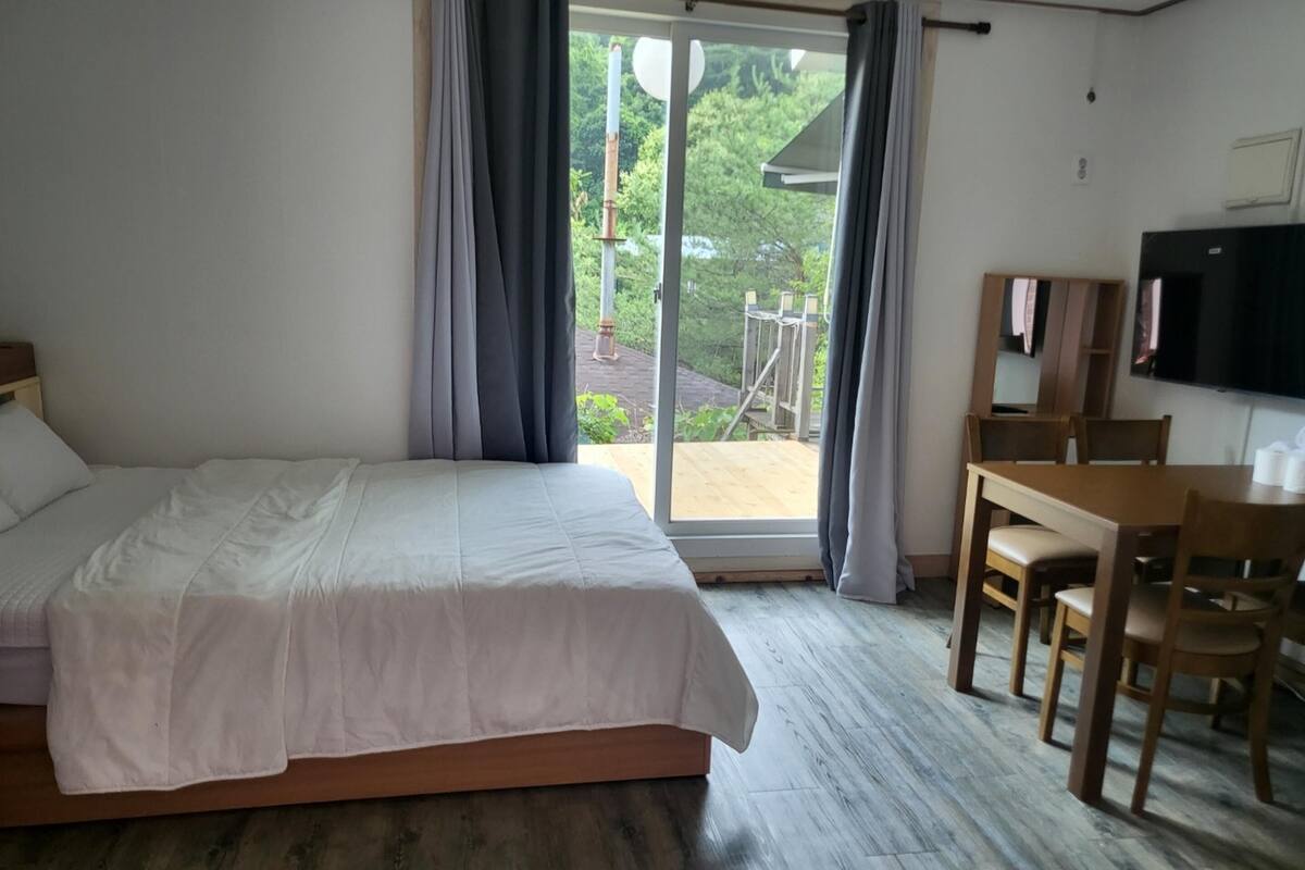 Eenvoudige kamer, 1 slaapkamer (Bdong 108ho(Pet,familyroom)) | 1 slaapkamer, gratis wifi