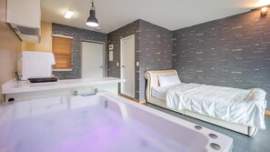 Habitación básica, 1 habitación (Bdong 201ho(pet,Spa)) | 1 dormitorio y wifi gratis