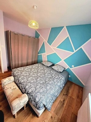 3 chambres, lit parapluie, Wi-Fi gratuit, draps fournis