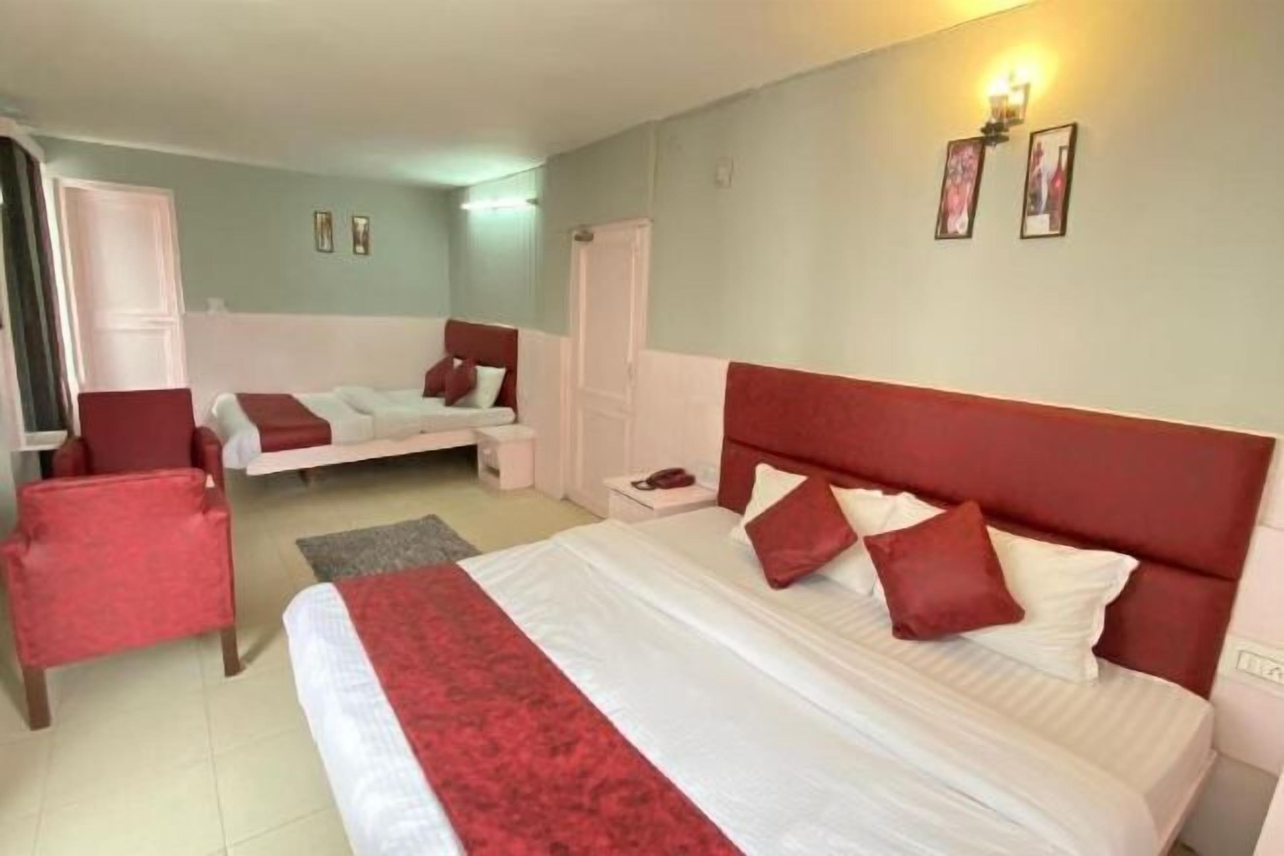 واي فاي مجانًا وملاءات أسرّة