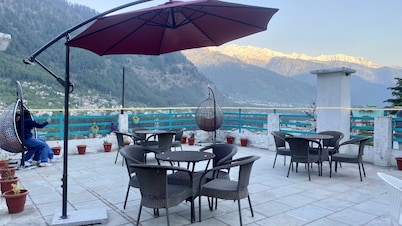 Hotel Meadows