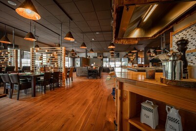 Stay with the six of you in one of our bungalows!