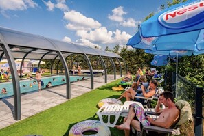 Indoor pool, a heated pool - Mobil-home Tout Confort (Granges-Aumontzey)