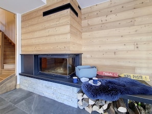 Interior - Luxury Chalet · Sauna · Fireplace · Garage · Near the Slopes (Saint-Martin-de-Belleville-Les Menuires)