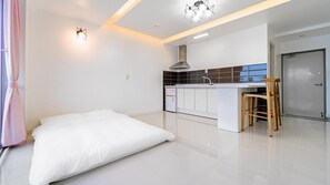 Basic-rum - 1 sovrum (Bdong 103(Ocean view,withpet)) | 1 sovrum och gratis wi-fi