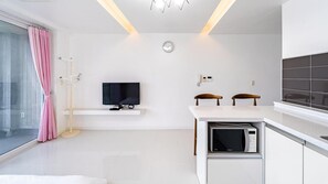 ベーシック ルーム 1 ベッドル ーム (Adong 103(Ocean view, with Pet)) | 1 室のベッドルーム、WiFi (無料)